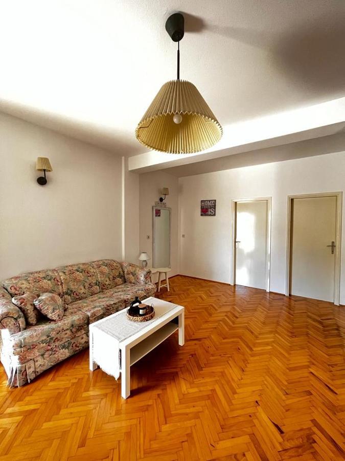 Apartments Jabuka Tribalj 外观 照片